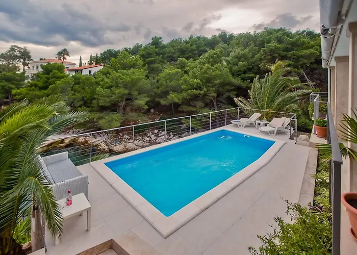 Villa Luxury Beachfront Anemos Hvar With Pool