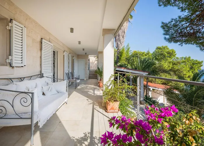 Luxury Beachfront Anemos Hvar With Pool Villa